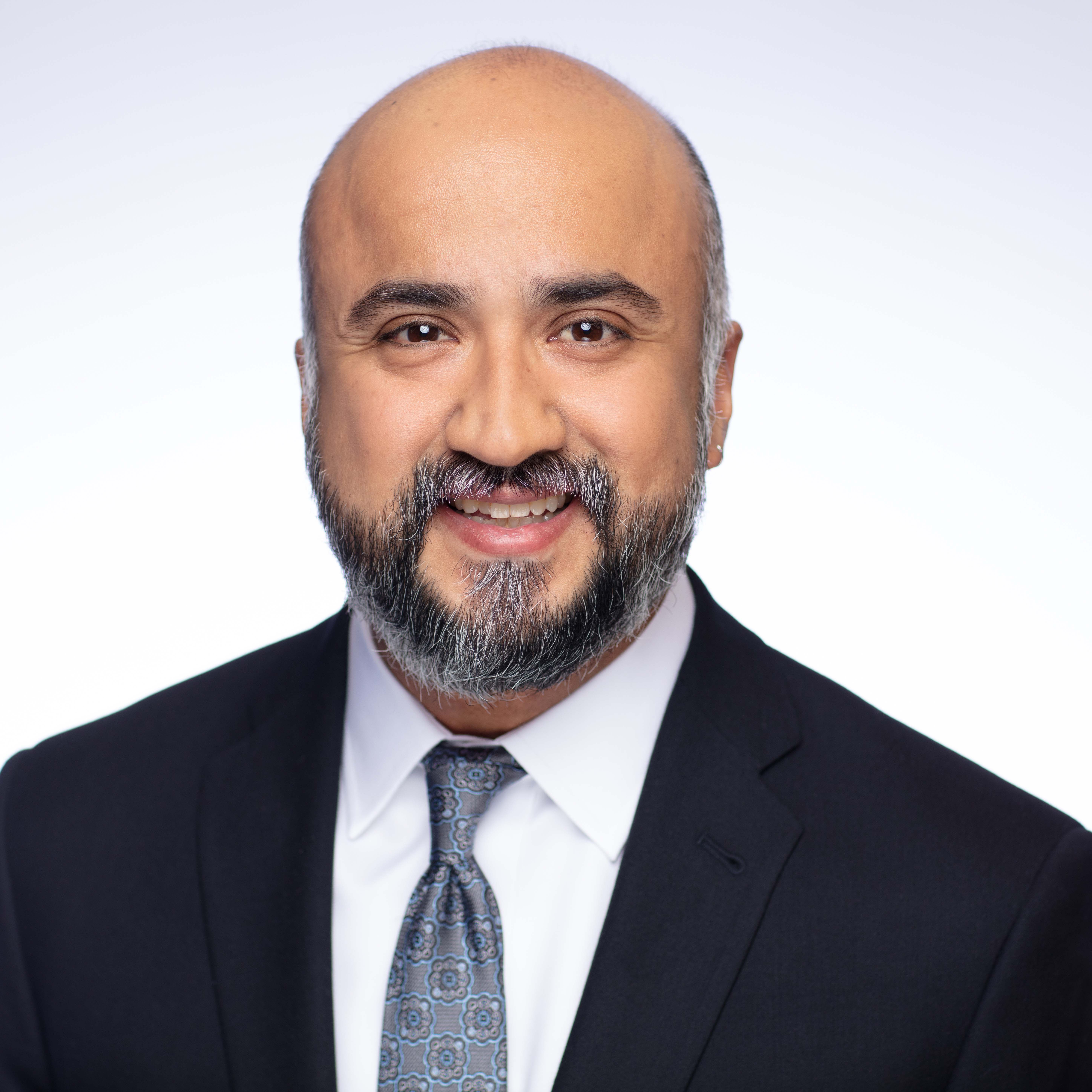 Alfonso Gomez, Senior Director, Client Development